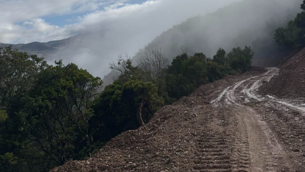 Αχαΐα: Κίνδυνος σε δρόμο έκλεισε την Ιερά Μονή Μακελλαριάς ΦΩΤΟ