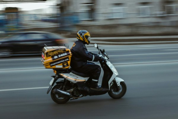 Δεκαπλασιάστηκαν τα delivery στην Ελληνική αγορά