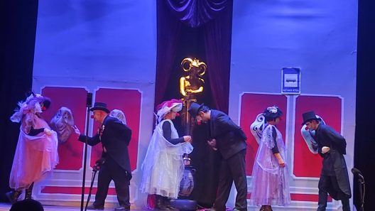 Τα βραβεία και οι έπαινοι του Διαδικτυακού Μώμου