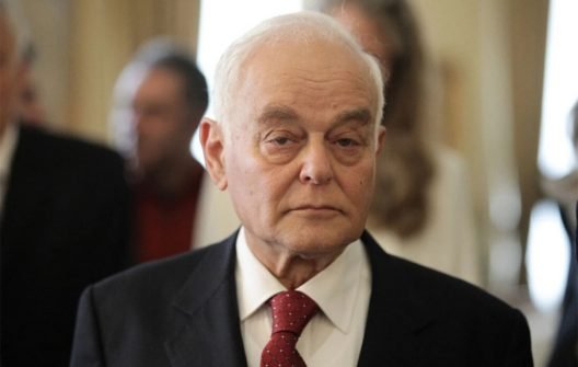 Σε ηλικία 82 ετών έφυγε ο πρώην υπουργός και συνταγματολόγος Αντώνης Μανιτάκης