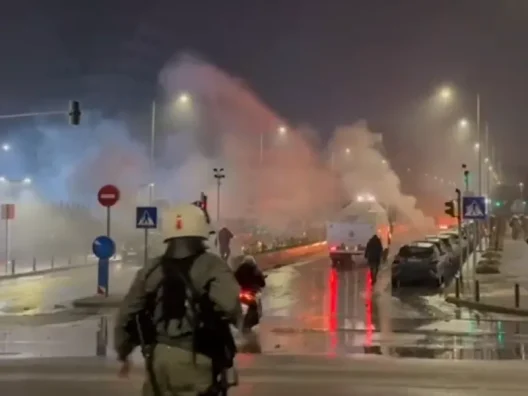 Θεσσαλονίκη: «Κόλαση» σε σοβαρά επεισόδια, 309 οι προσαγωγές ΒΙΝΤΕΟ - ΦΩΤΟ