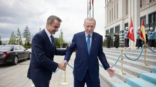 Οι 10 υπουργοί που θα συνοδεύσουν τον Μητσοτάκη στην Αγκυρα