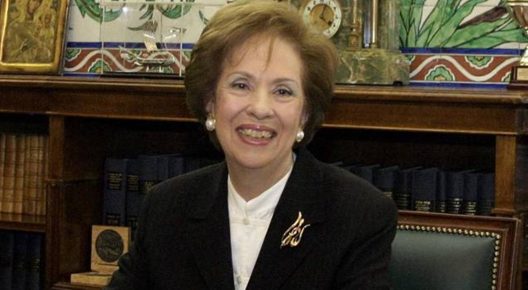 H κηδεία της Άννας Ψαρούδα - Μπενάκη δημοσία δαπάνη