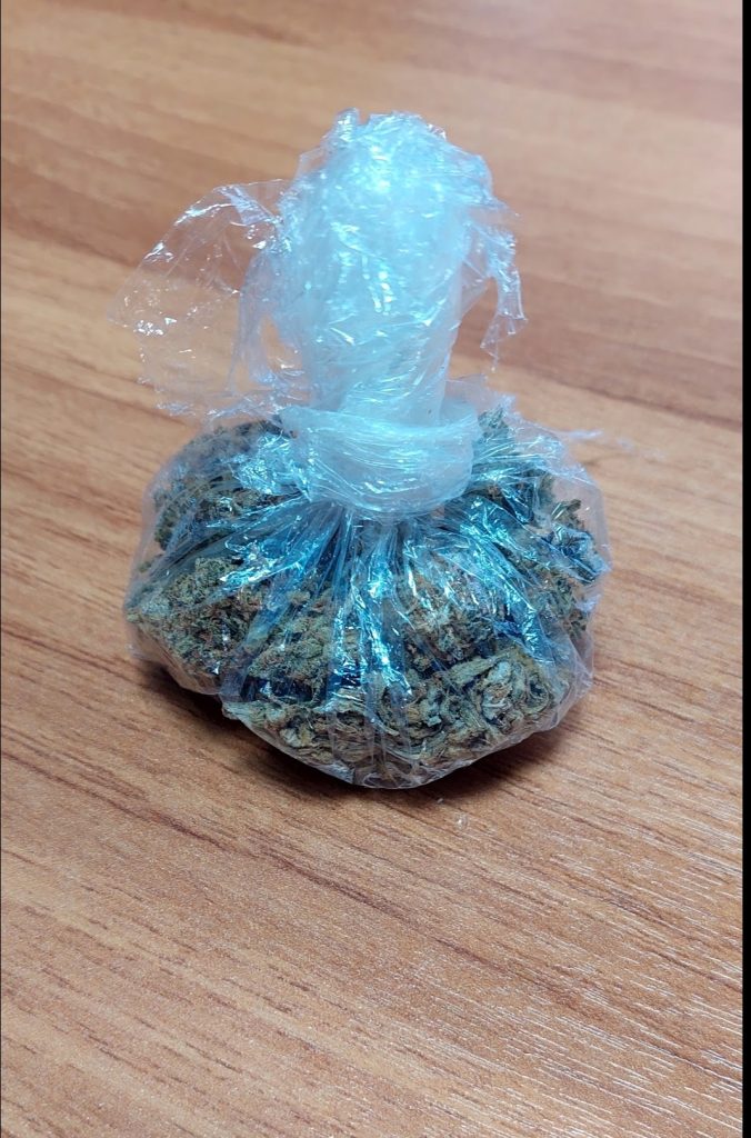 Ναύπακτος: Σοκ σε σχολική εκδρομή, μαθητής πουλούσε ναρκωτικά, 3 συλλήψεις ΦΩΤΟ