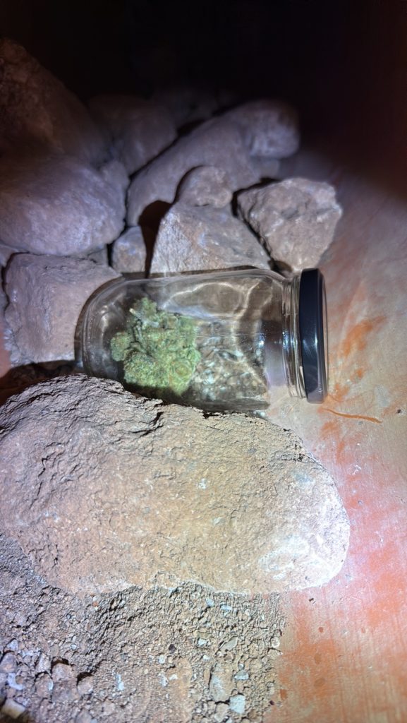 Ναύπακτος: Σοκ σε σχολική εκδρομή, μαθητής πουλούσε ναρκωτικά, 3 συλλήψεις ΦΩΤΟ