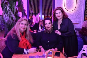 Πίτα αγάπης και προσφοράς με τρία φλουριά, από τον Safety Project, στην Πάτρα ΦΩΤΟ