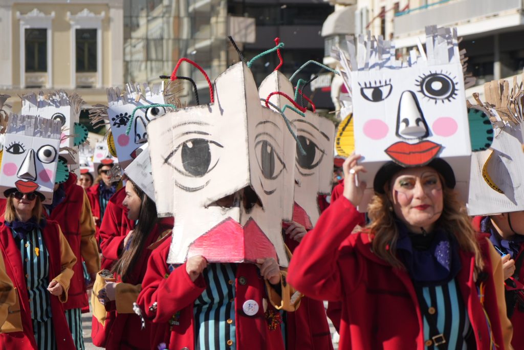 Μεγάλη Παρέλαση Πατρινού Καρναβαλιού 2026: Τα έδωσαν «όλα» τα πληρώματα ΦΩΤΟ 56 Μεγάλη Παρέλαση Πατρινού Καρναβαλιού 2026: Τα έδωσαν «όλα» τα πληρώματα ΦΩΤΟ
