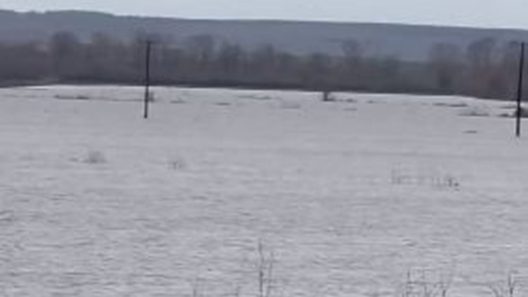 Χιλιάδες στρέμματα κάτω από το νερό στο Σουφλί, έσπασαν αναχώματα ΒΙΝΤΕΟ