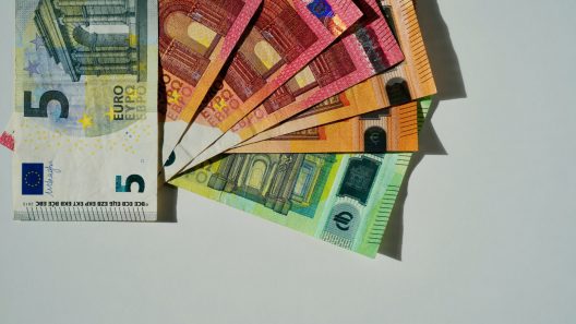 Όλες οι πληρωμές από ΕΦΚΑ και ΔΥΠΑ