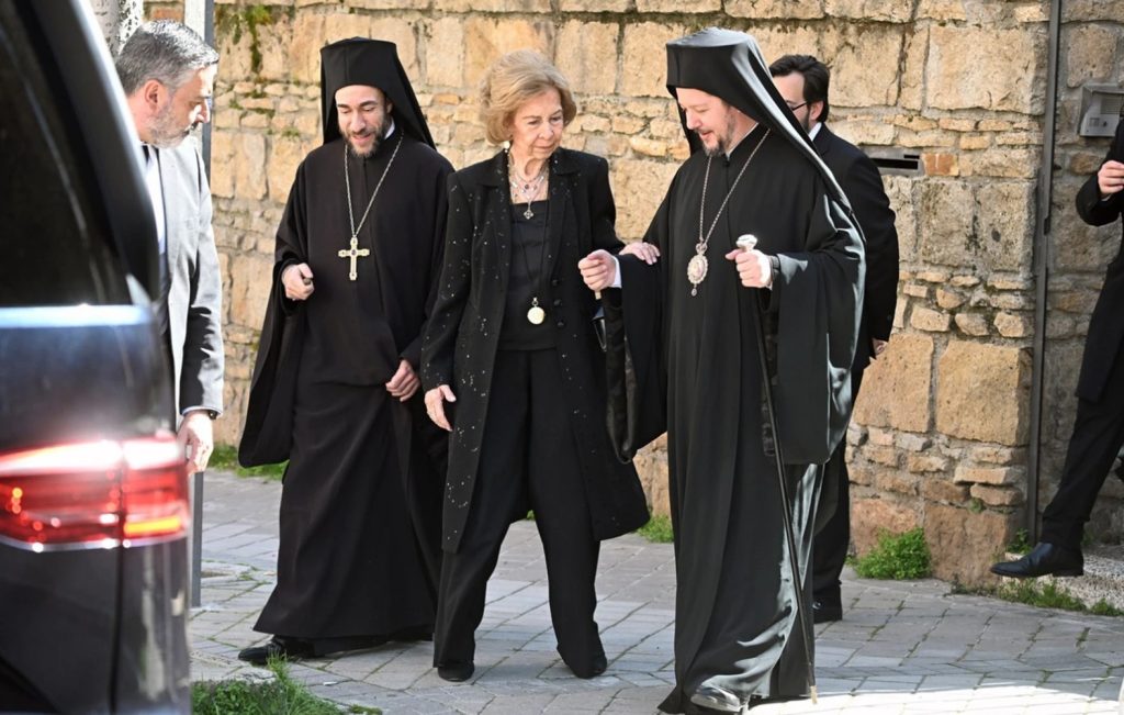 Το μνημόσυνο για τις 40 μέρες από το θάνατο της Πριγκίπισσας Ειρήνης - Η Βασίλισσα Σοφία, και οι απουσίες ΦΩΤΟ
