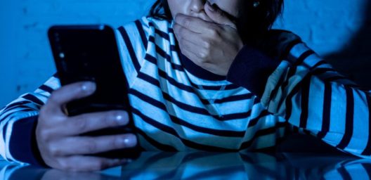 Αμαλιάδα: Θύμα εκδικητικής πορνογραφίας μαθήτρια, κατηγορείται 17χρονος