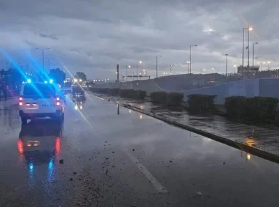 Ακτή Δυμαίων - Πάτρα: Μισό μέτρο βροχής - Κλειστή, πάλι, η παραλιακή οδός για οδηγούς ΦΩΤΟ