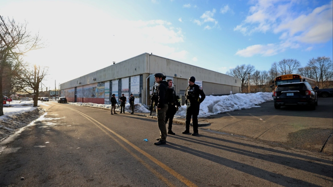 Ρόουντ Άιλαντ: Μακελειό σε σχολικό αγώνα χόκεϊ ΒΙΝΤΕΟ