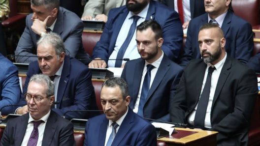 Η εισαγγελική πρόταση για «Σπαρτιάτες» και Κασιδιάρη