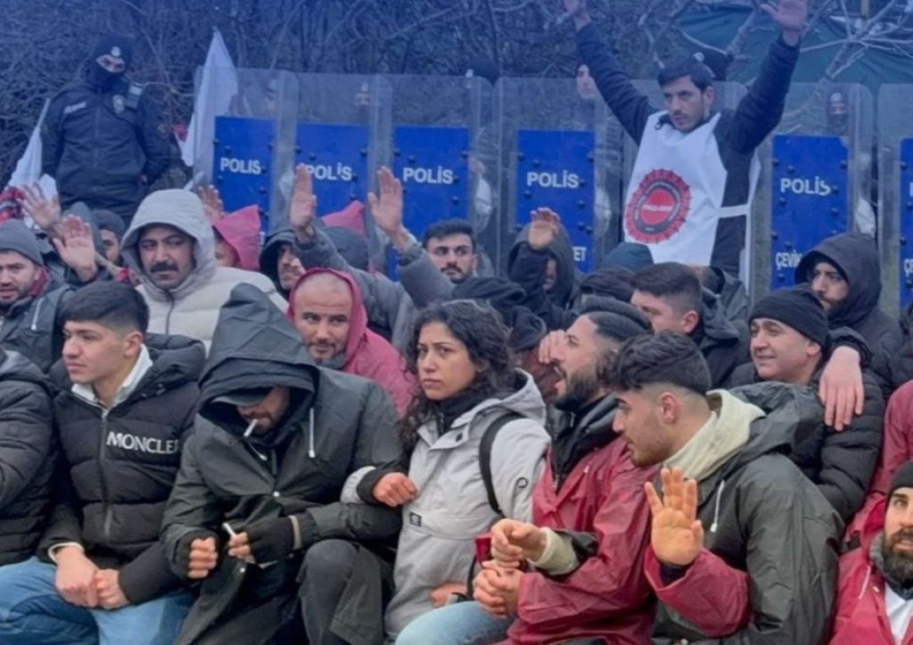 Συλλήψεις και εκτατεμένες απεργίες σε αλυσίδα σουπερμάρκετ στην Τουρκία ΒΙΝΤΕΟ