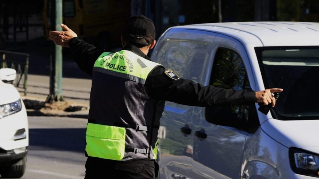 Αχαΐα: Ποιες παραβάσεις οδηγών εντόπισε η Αστυνομία
