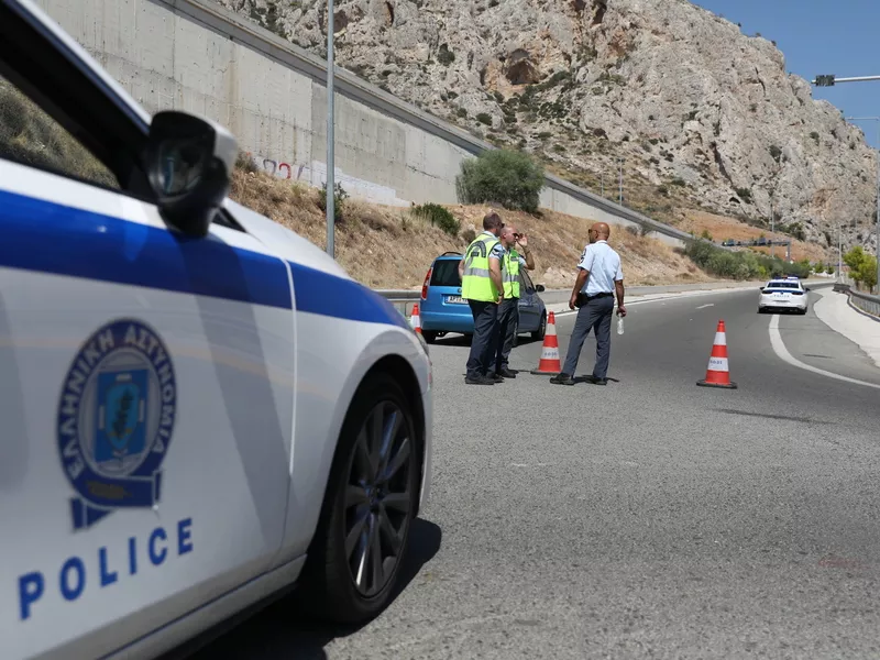 Αθηνών-Κορίνθου: Άνδρας βρέθηκε χωρίς τις αισθήσεις του