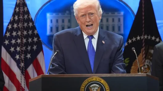 ΗΠΑ: Ο Τραμπ ανακοίνωσε νέο παγκόσμιο δασμό 10%