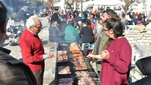 Πάτρα: Στα... κάρβουνα όλη η πόλη - Ο Οδηγός για την Τσικνοπέμπτη - Ποιες εκδηλώσεις αναβάλλονται