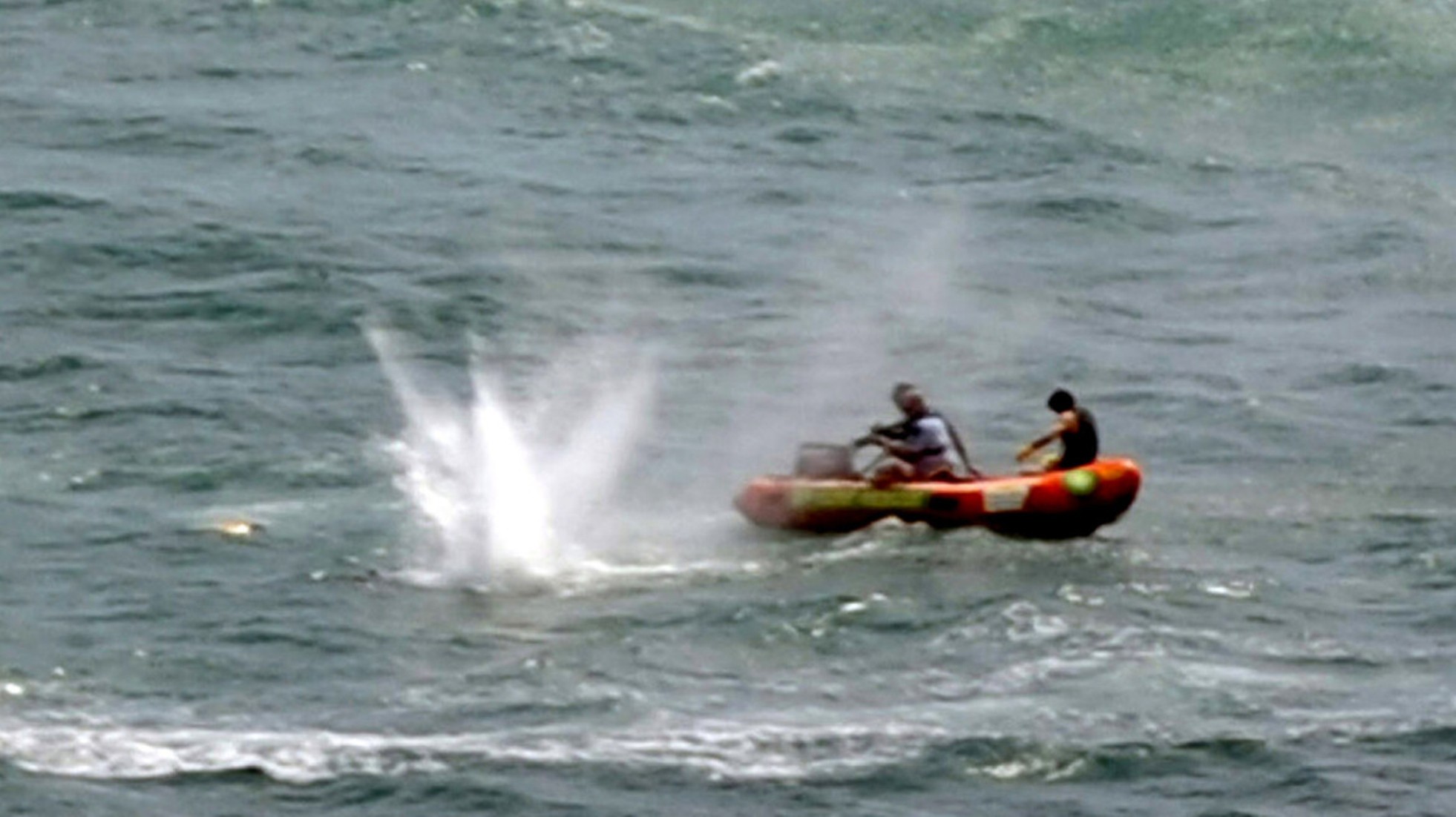 Βραζιλία: 13χρονος πήγε στα κρυφά για κολύμπι, τον κατασπάραξε καρχαρίας ΒΙΝΤΕΟ 31 Βραζιλία: 13χρονος πήγε στα κρυφά για κολύμπι, τον κατασπάραξε καρχαρίας ΒΙΝΤΕΟ