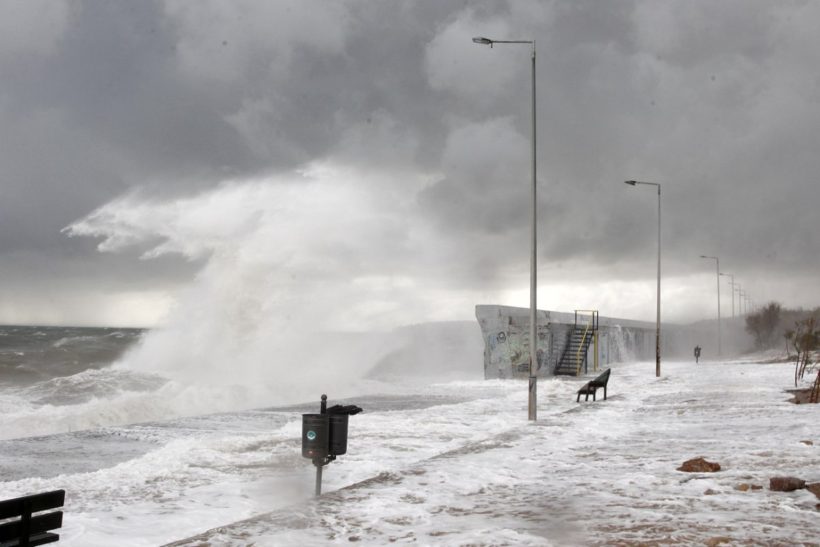 Κακοκαιρία «Erminio»: Σε επιφυλακή η Περιφέρεια Δυτικής Ελλάδας - Ο καιρός στην Πάτρα - Δύσκολες ώρες για 7 περιοχές ΧΑΡΤΕΣ