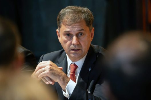 Καταγγελία Θεοχάρη: «Υπήρχε σχέδιο Τσίπρα για δραχμή το 2015 - Ετοιμάζονταν να τυπώσουν χαρτονομίσματα»