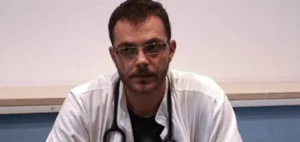 Πάτρα: Ο πρ. γιατρός του Νοσοκομείου Ρίου Δ. Ζιαζιάς, που «αρπάχτηκε» με τον Αδωνι, δηλώνει....ΦΩΤΟ
