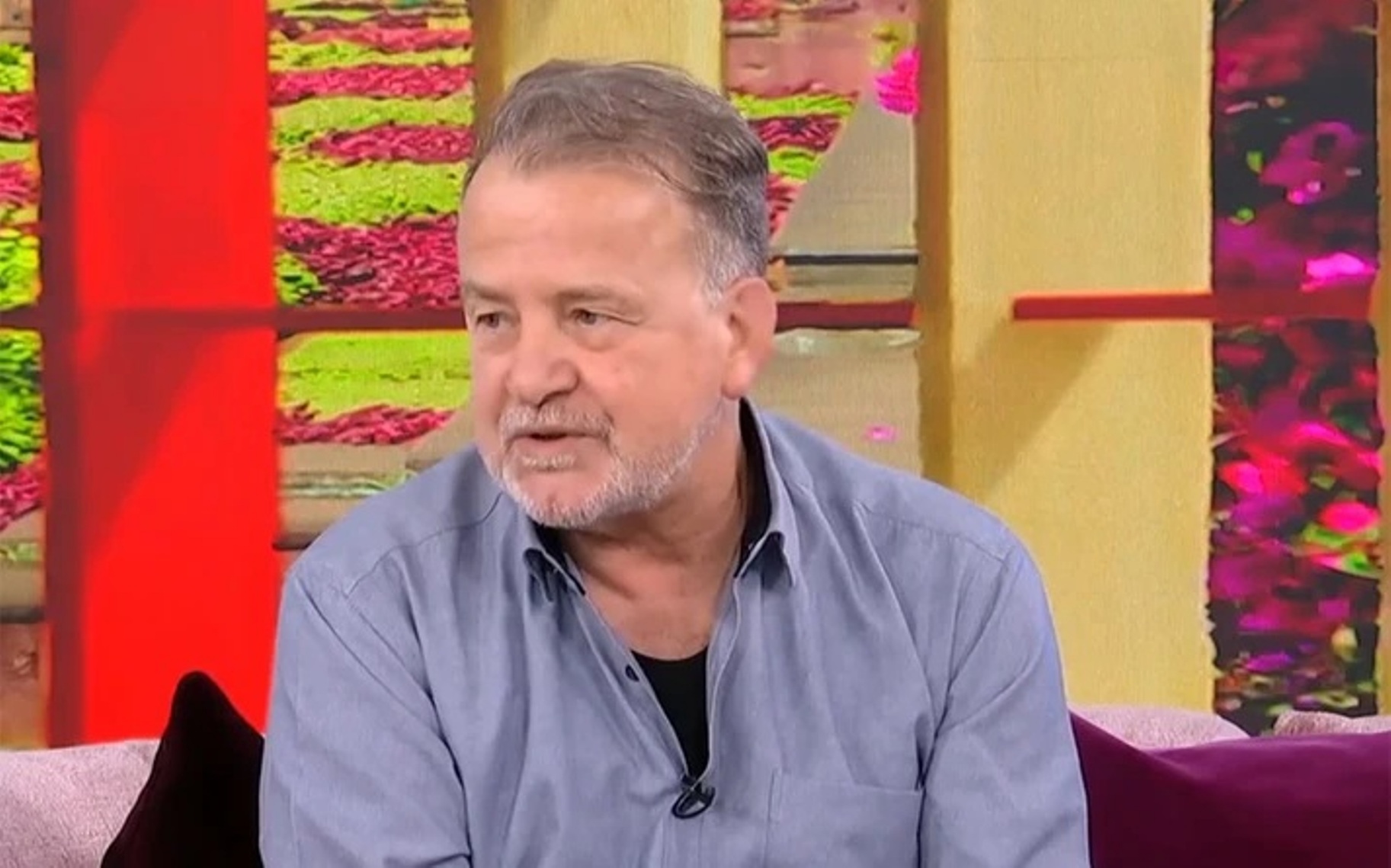 Ο Νίκος Ζιώγαλας αποκαλύπτει για ποια γράφτηκε το τραγούδι «Σταρ του σινεμά» 4 Ο Νίκος Ζιώγαλας αποκαλύπτει για ποια γράφτηκε το τραγούδι «Σταρ του σινεμά»