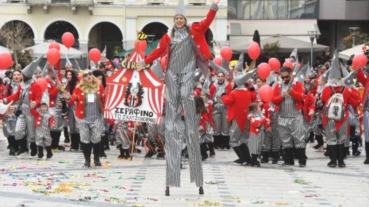 Η Παρέλαση των Μικρών, η μεγάλη γιορτή της Πάτρας ΦΩΤΟ