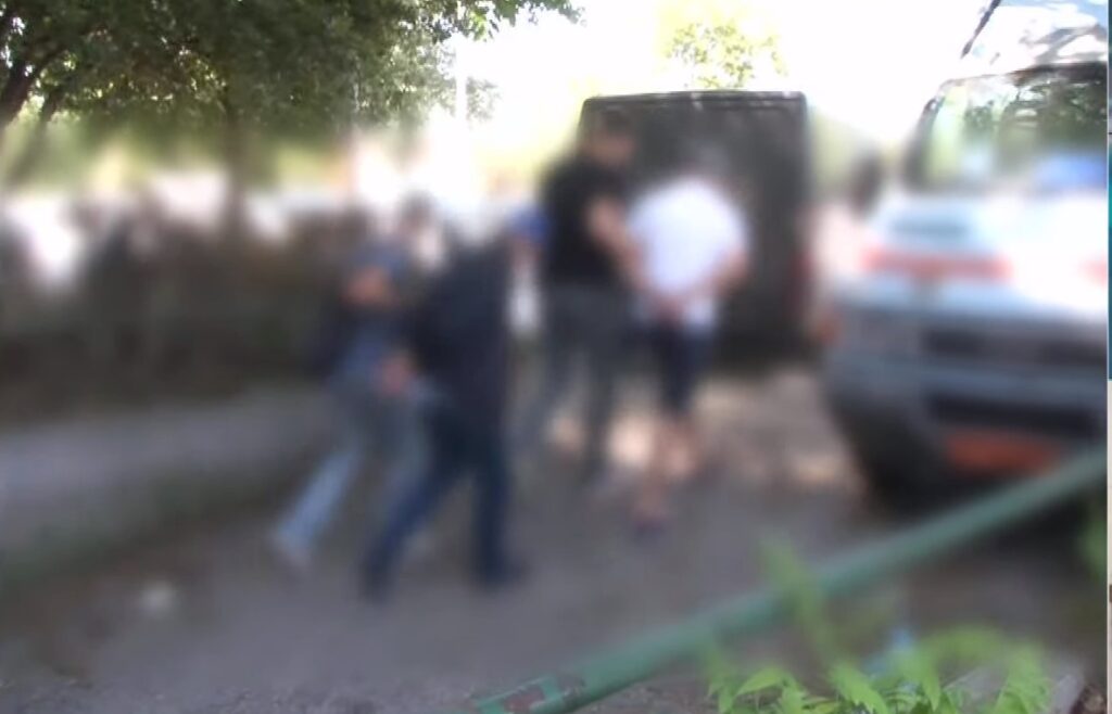 Πατρών – Πύργου: Ειδε την ΟΠΚΕ και πέταξε την κοκαΐνη στον δρόμο