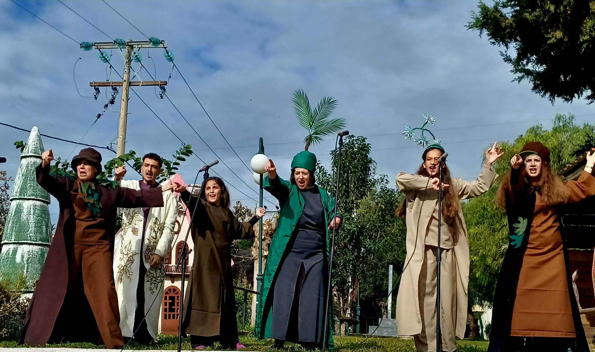 Σε τρελό πανικό, χτυπά συναγερμό το ΔΗΠΕΘΕ και Πολυφωνική Πάτρας ΦΩΤΟ