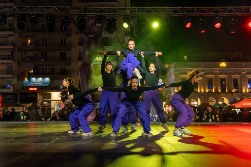 Πάτρα: Yπερθέαμα από τις Σχολές Χορού στην Καρναβαλική πλατεία Γεωργίου ΦΩΤΟ 24 Πάτρα: Yπερθέαμα από τις Σχολές Χορού στην Καρναβαλική πλατεία Γεωργίου ΦΩΤΟ