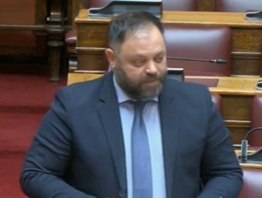 «Εμπαιγμός των δικαιούχων άδειας άνευ αποδοχών λόγω ανατροφής τέκνου εκπαιδευτικών»