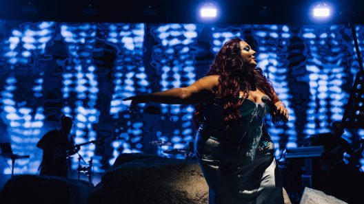 Βασίλισσα του Πατρινού Χάους, Χρυσηίδα Γκαγκούτη & Full Band