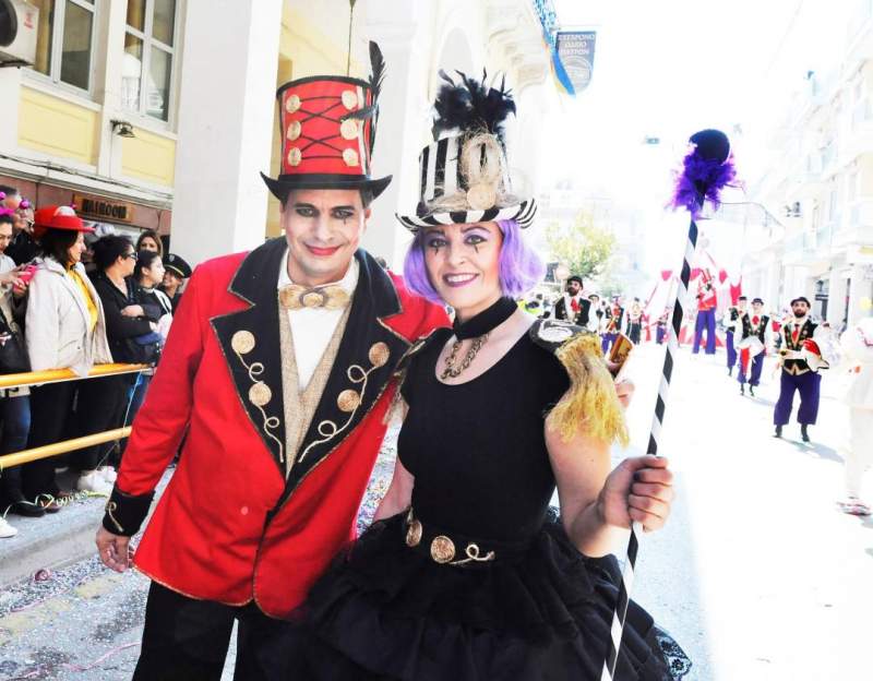 Ο Πέτρος Ψωμάς στο Καρναβαλικό Συνεργείο της Πάτρας ΦΩΤΟ