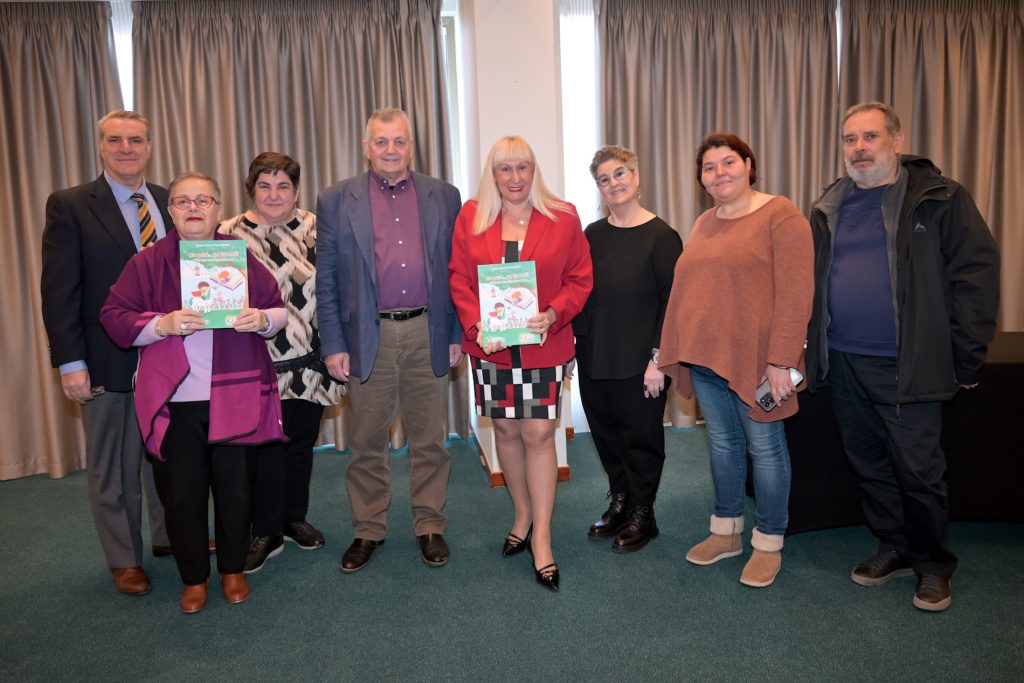 Το βιβλίο των Μικρών Αχαιών Παραμυθάδων «Μια φορά... και ένα παιδί», στην Πάτρα ΦΩΤΟ