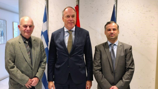 Η Ενωση Συντακτών Επαρχιακού Τύπου με τον Πρέσβη του Λουξεμβούργου
