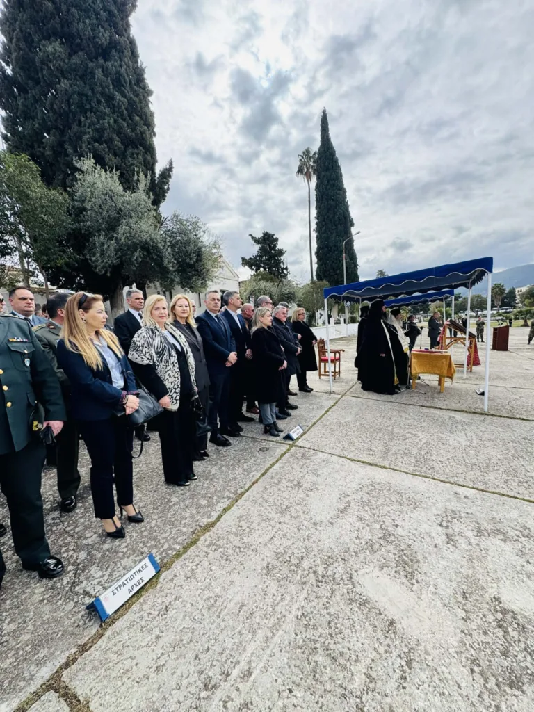 Oρκωμοσία των νεοσυλλέκτων Οπλιτών στο ΚΕΤΧ από τον Μητροπολίτη Χρυσόστομο ΦΩΤΟ