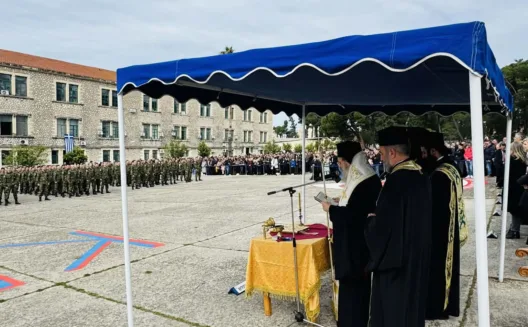 Oρκωμοσία των νεοσυλλέκτων Οπλιτών στο ΚΕΤΧ από τον Μητροπολίτη Χρυσόστομο ΦΩΤΟ
