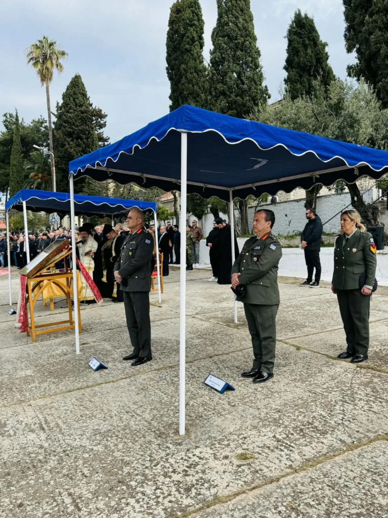 Oρκωμοσία των νεοσυλλέκτων Οπλιτών στο ΚΕΤΧ από τον Μητροπολίτη Χρυσόστομο ΦΩΤΟ