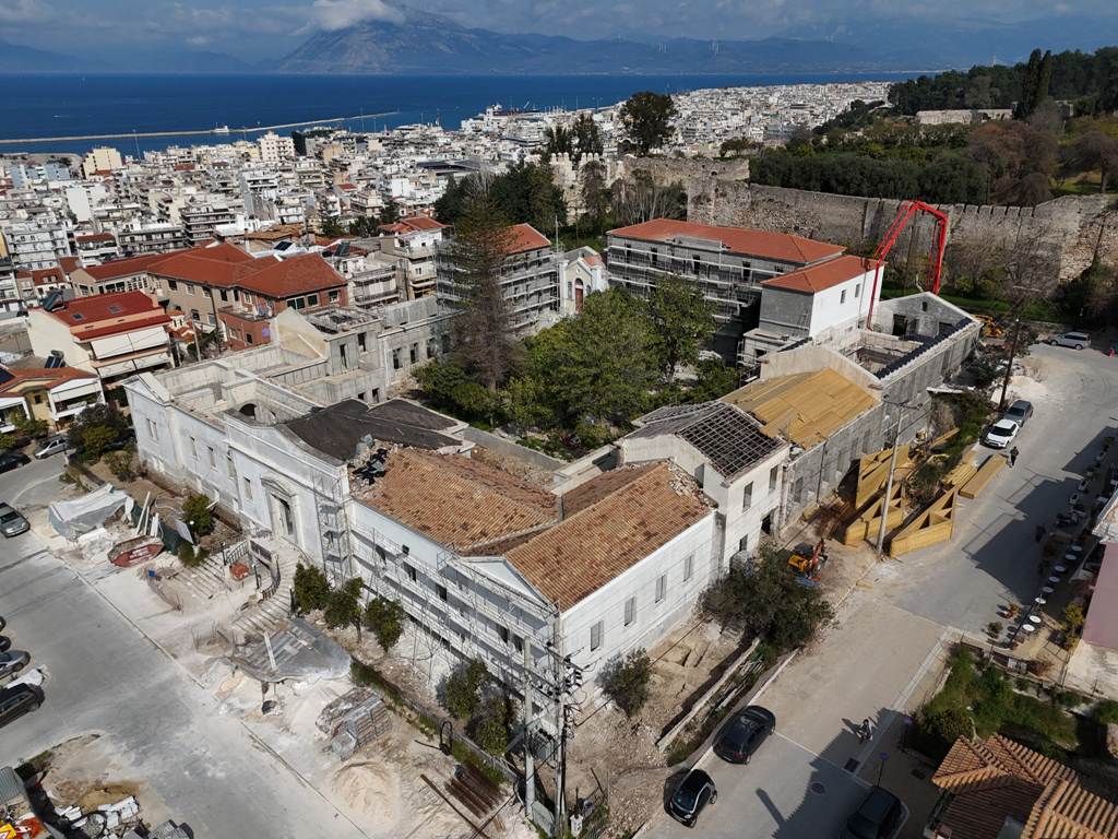 Πάτρα: Ο Δήμος δίνει ζωή σε ένα ιστορικό κτήριο – τοπόσημο, το παλιό Δημοτικό Νοσοκομείο ΦΩΤΟ