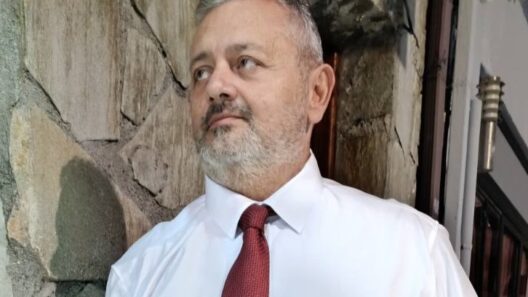 «Το παιχνίδι με καθρέφτες»