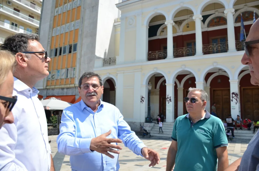 Πάτρα-Απόλλων: Νέα επίθεση Φωτήλα στον Πελετίδη -«Ανικανότητα - Πάνω πανό - Κάτω δυσωδία, ανομία»