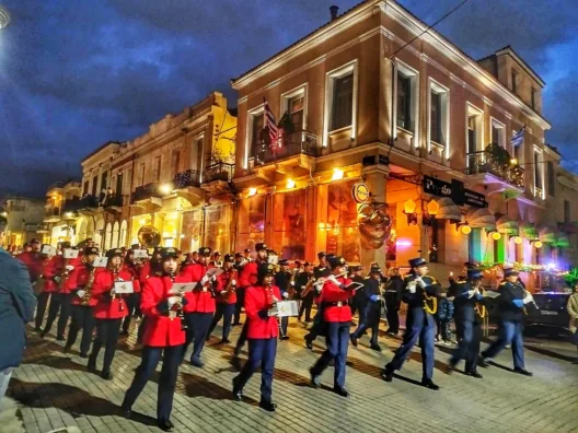 Η Δημοτική Φιλαρμονική Αιγείρας στη πομπή μνήμης στη Πάτρα ΒΙΝΤΕΟ-ΦΩΤΟ 26 Η Δημοτική Φιλαρμονική Αιγείρας στη πομπή μνήμης στη Πάτρα ΒΙΝΤΕΟ-ΦΩΤΟ