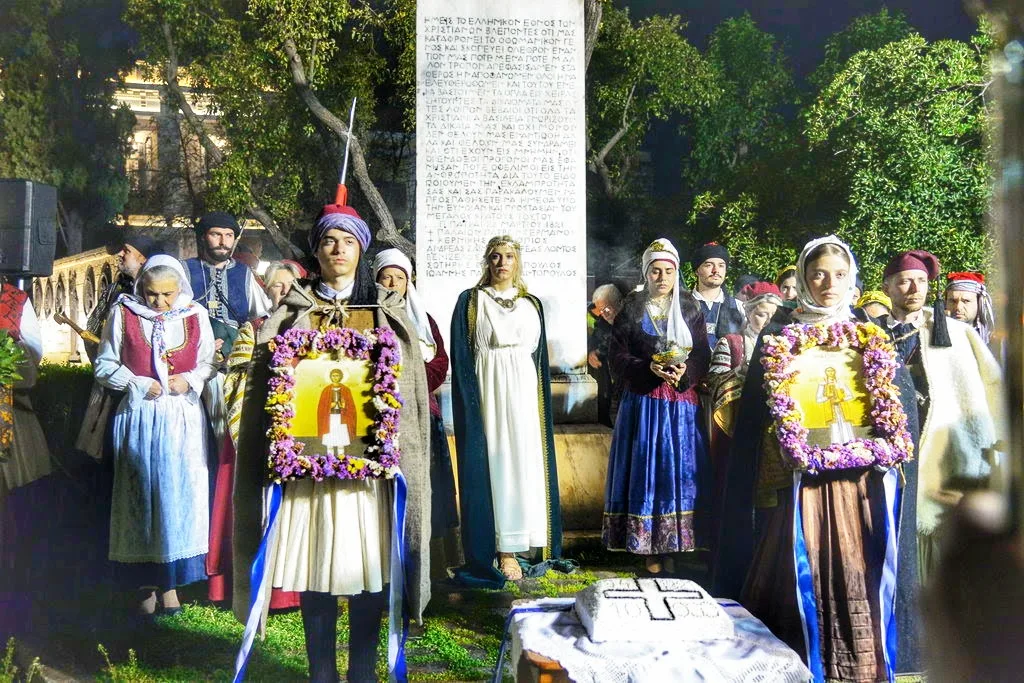 Η Δημοτική Φιλαρμονική Αιγείρας στη πομπή μνήμης στη Πάτρα ΒΙΝΤΕΟ-ΦΩΤΟ 30 Η Δημοτική Φιλαρμονική Αιγείρας στη πομπή μνήμης στη Πάτρα ΒΙΝΤΕΟ-ΦΩΤΟ