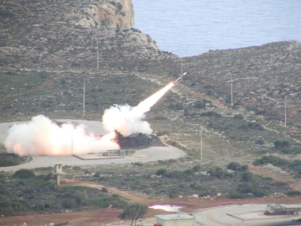 Κάρπαθος: Έφτασαν οι πύραυλοι Patriot ΒΙΝΤΕΟ