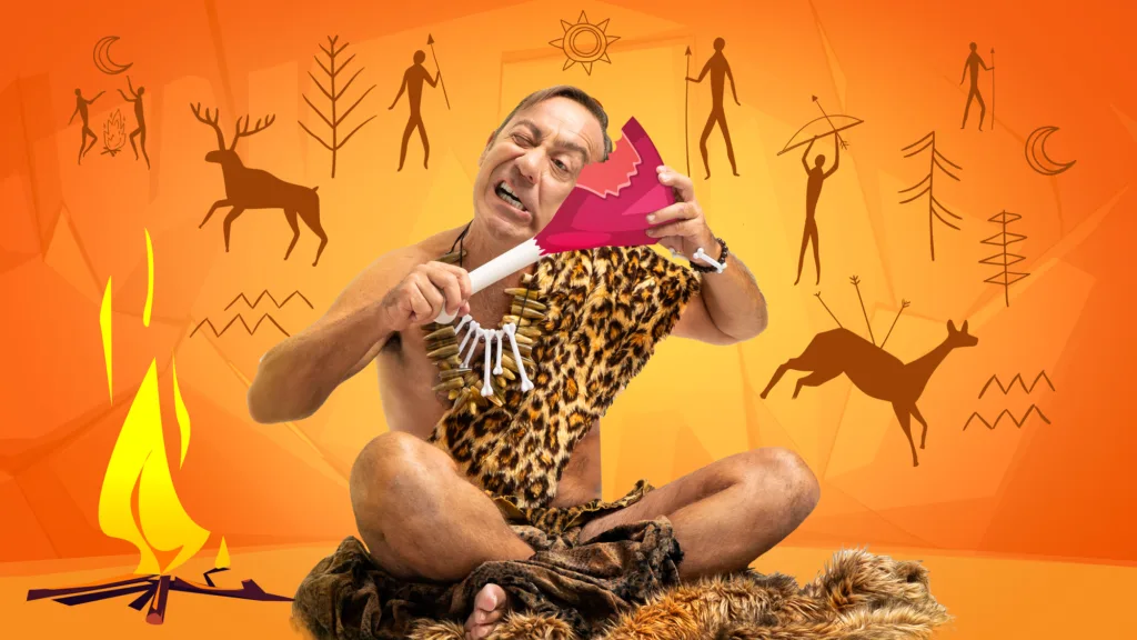 Η κωμωδία με τον Σωτήρη Καλυβάτση που έγραψε προϊστορία επιστρέφει στην Πάτρα ΦΩΤΟ