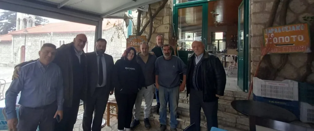 Σοποτό Καλαβρύτων: Κλιμάκιο της «Νίκης» σε πολύτεκνη οικογένεια ΦΩΤΟ 30 Σοποτό Καλαβρύτων: Κλιμάκιο της «Νίκης» σε πολύτεκνη οικογένεια ΦΩΤΟ