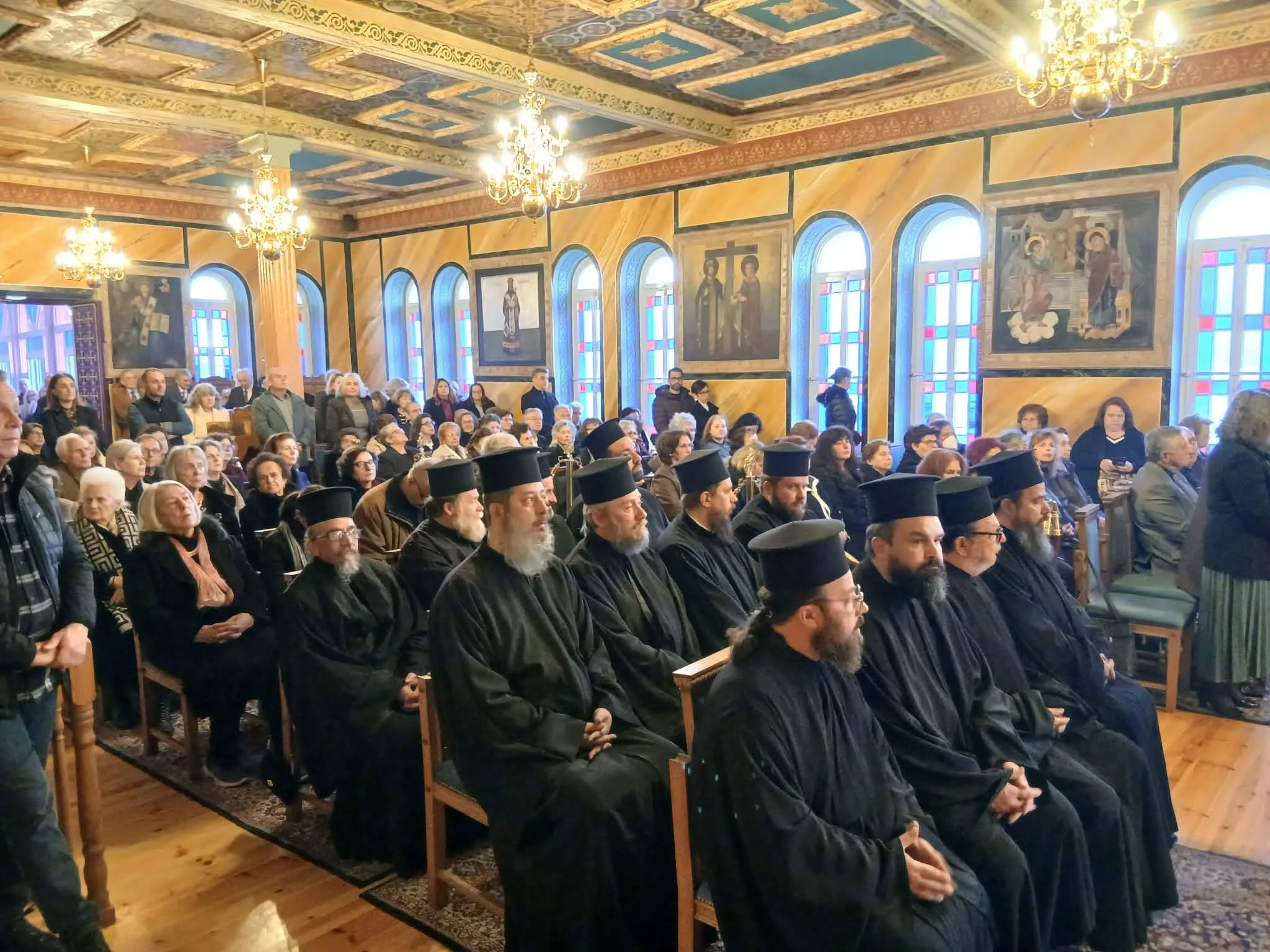 Κατανυκτικός Εσπερινός στην Ιερά Μητρόπολη Καλαβρύτων και Αιγιαλείας ΦΩΤΟ 30 Κατανυκτικός Εσπερινός στην Ιερά Μητρόπολη Καλαβρύτων και Αιγιαλείας ΦΩΤΟ
