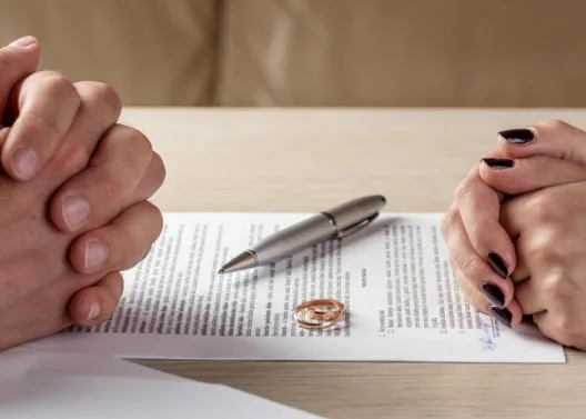 Πάτρα: Εξαρση των διαζυγίων - Συναινετικός ο χωρισμός των περισσοτέρων ζευγαριών - Οι βασικές αιτίες 25 Πάτρα: Εξαρση των διαζυγίων - Συναινετικός ο χωρισμός των περισσοτέρων ζευγαριών - Οι βασικές αιτίες